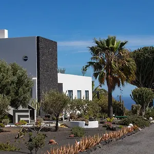 Bed & Breakfast 5 Lanzarote, Macher