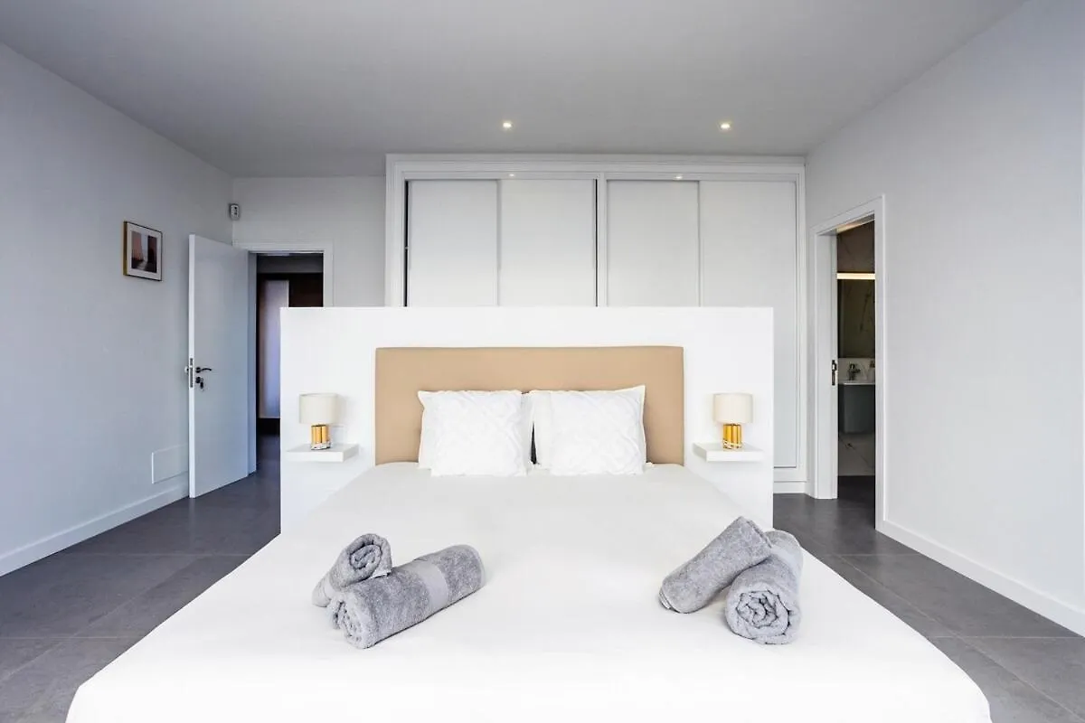 Exclusive 6 Bedrooms Villa In Lanzarote - Ocean & Volcano Views, Private Pool, Jacuzzi & Gym Macher 0*,  Spain