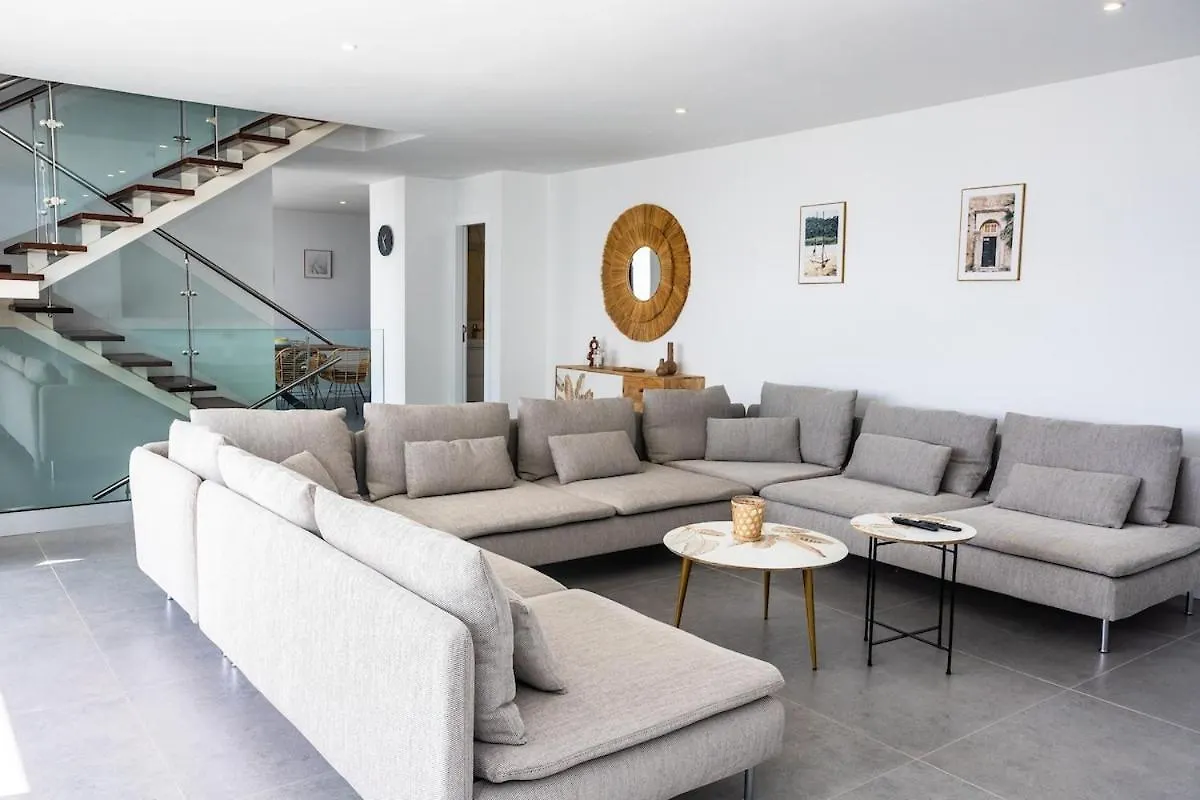 Exclusive 6 Bedrooms Villa In Lanzarote - Ocean & Volcano Views, Private Pool, Jacuzzi & Gym Macher