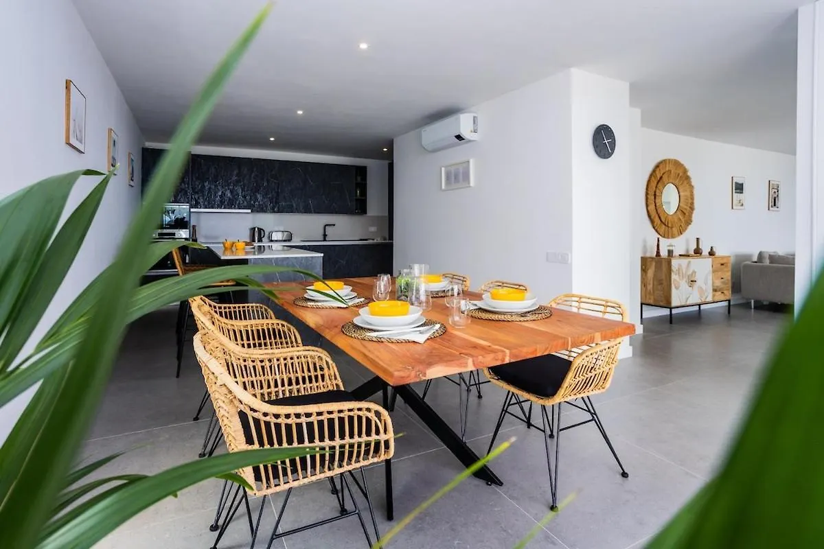 Exclusive 6 Bedrooms Villa In Lanzarote - Ocean & Volcano Views, Private Pool, Jacuzzi & Gym Macher Spain