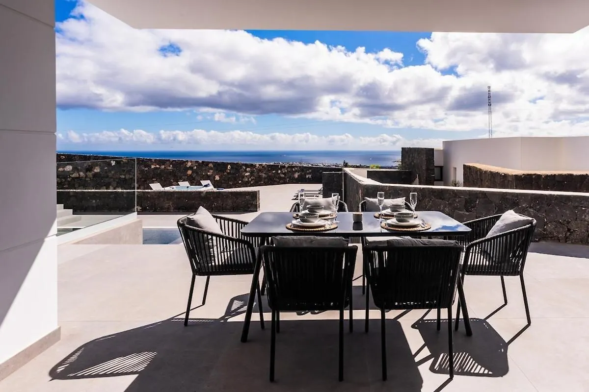 Exclusive 6 Bedrooms Villa In Lanzarote - Ocean & Volcano Views, Private Pool, Jacuzzi & Gym Macher