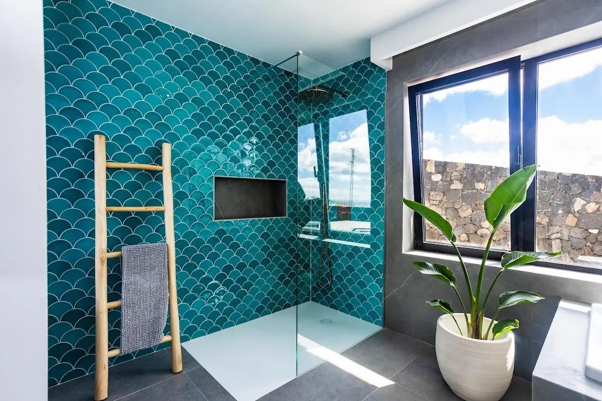 Exclusive 6 Bedrooms Villa In Lanzarote - Ocean & Volcano Views, Private Pool, Jacuzzi & Gym Macher Spain